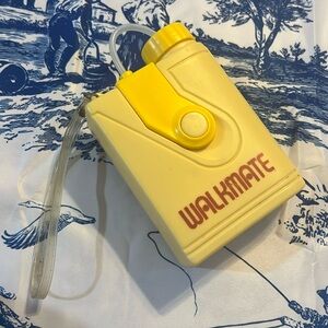 Walkmate Travel Flask Yellow  1988 1980s Vtg Deadstock